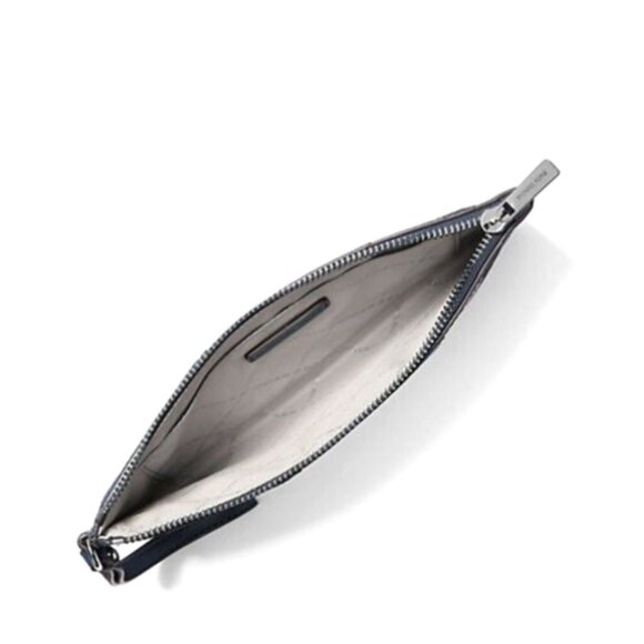 New Michael Kors Jet Set Travel Large Patchwork Wristlet Navy Multi - Picture 2 of 2